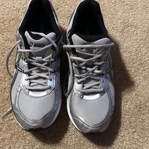 Men’s ASICS Running Shoes